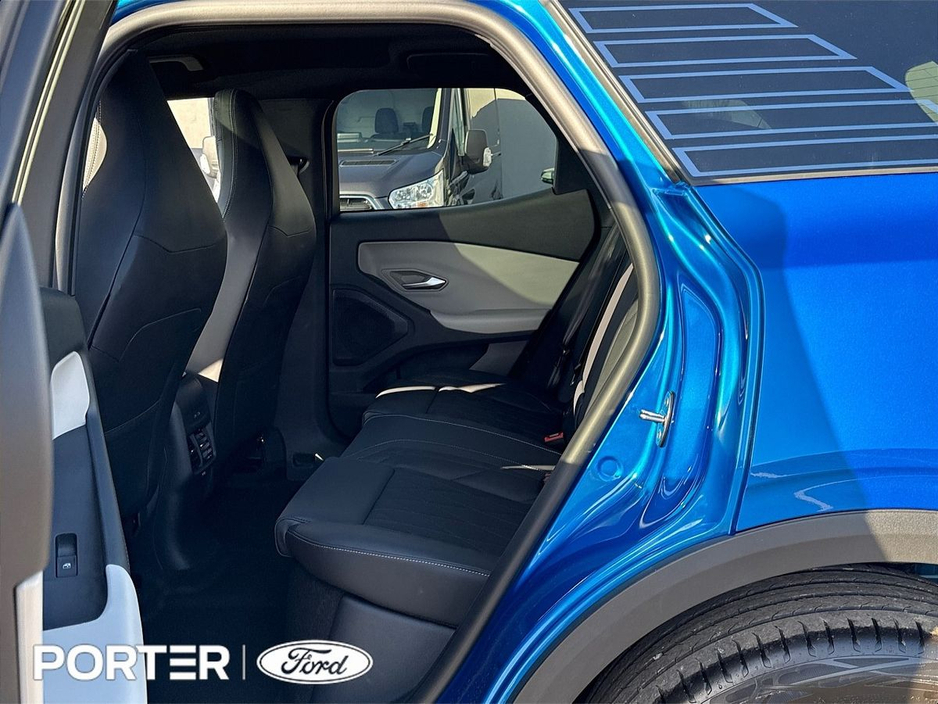 2026 Ford Explorer - image 8