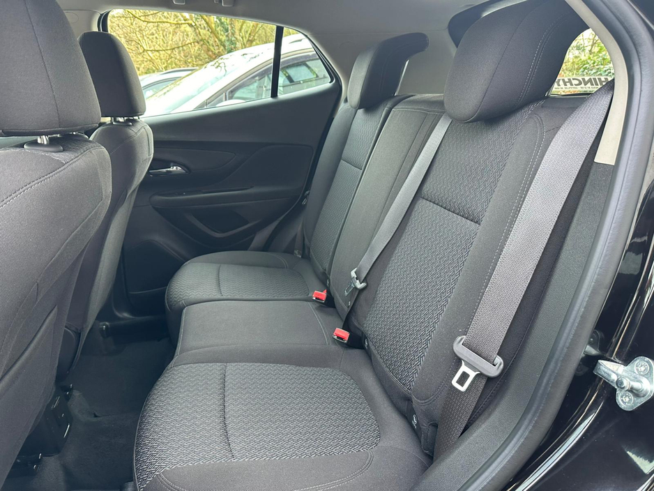 2017 Opel Mokka - image 20