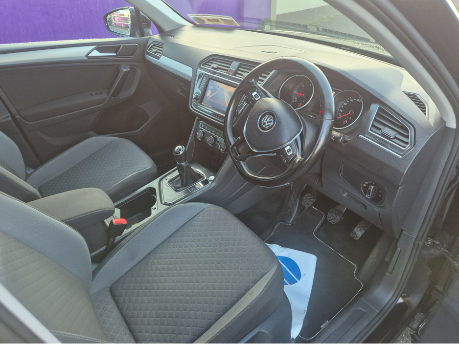 2017 Volkswagen Tiguan COMFORTLINE 2.0 TDI 115BHP 115HP MANUAL 6SPEED FWD 4 €17,900