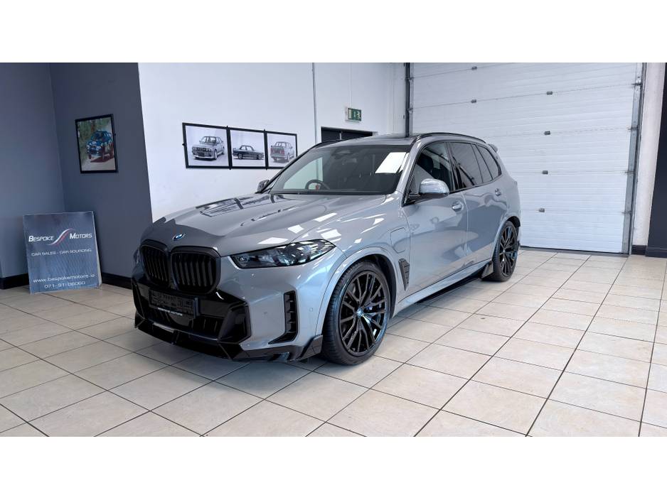 2024 BMW X5 - image 6