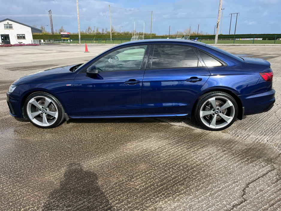 2020 Audi A4 - image 6