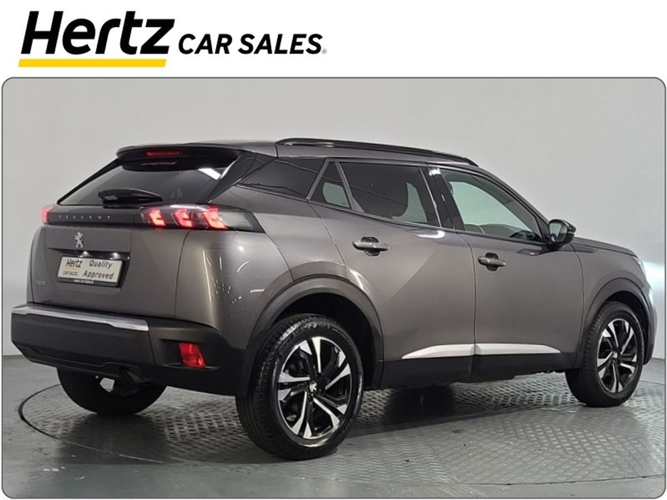 2023 Peugeot 2008 - image 8