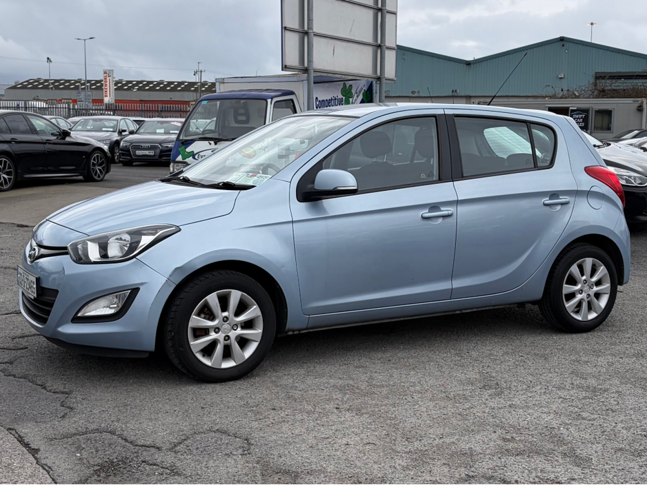 2013 Hyundai i20 - image 3