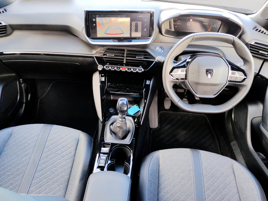 2025 Peugeot 2008 - image 19