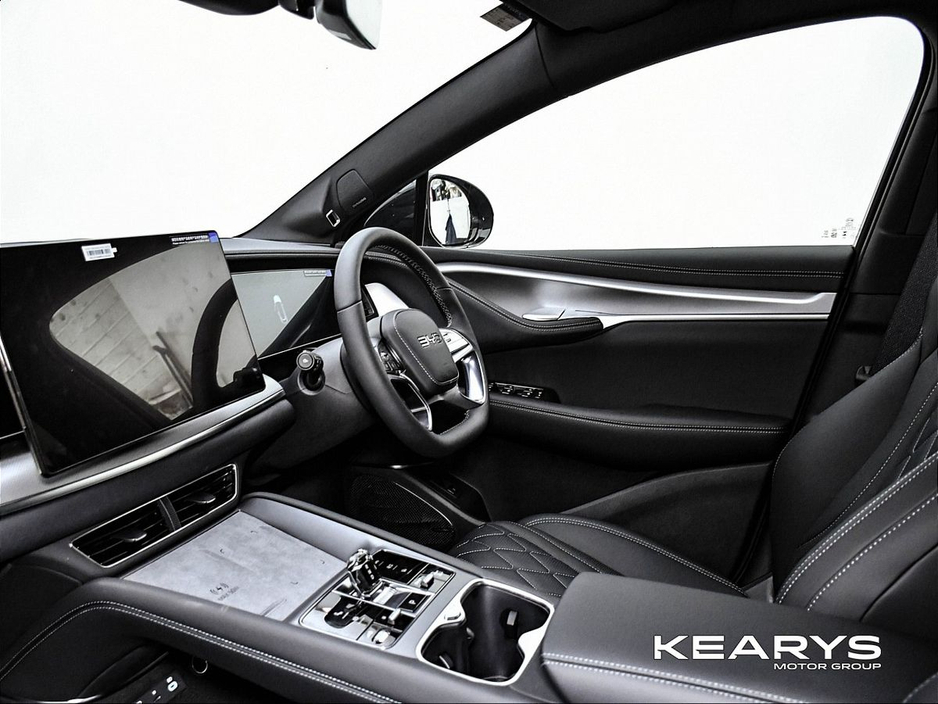 2025 BYD Sealion 7 - image 9