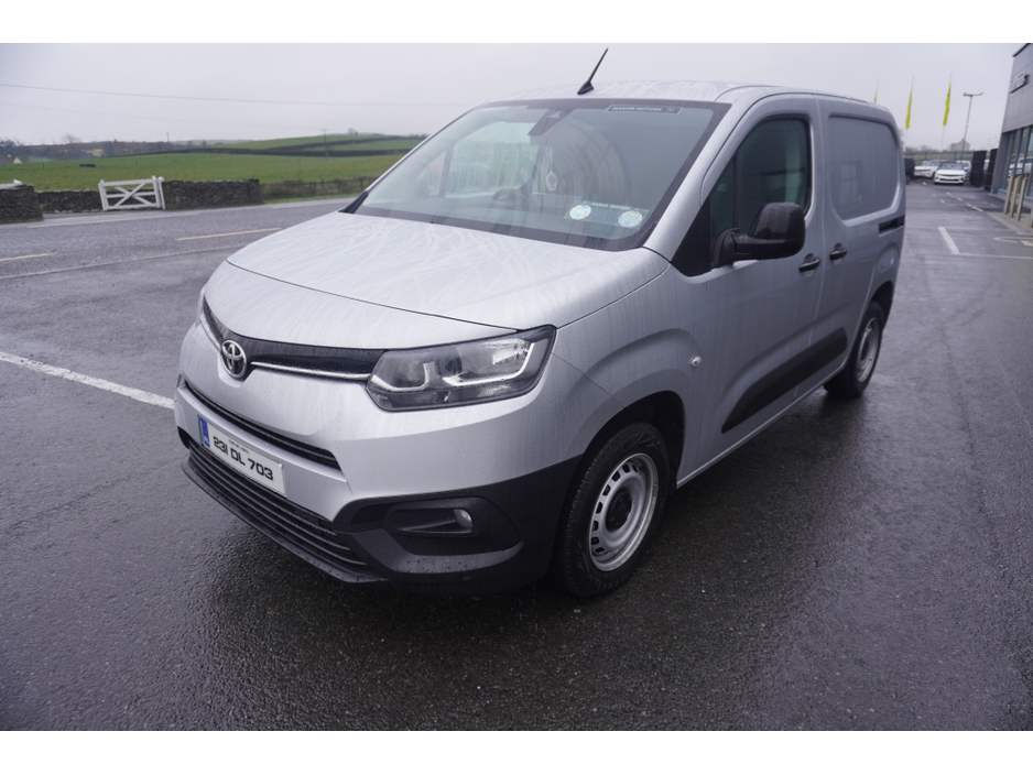 2023 Toyota Proace CITY 1.5 GX SWB 650KG 3