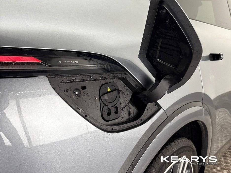 2025 Xpeng G6 - image 24