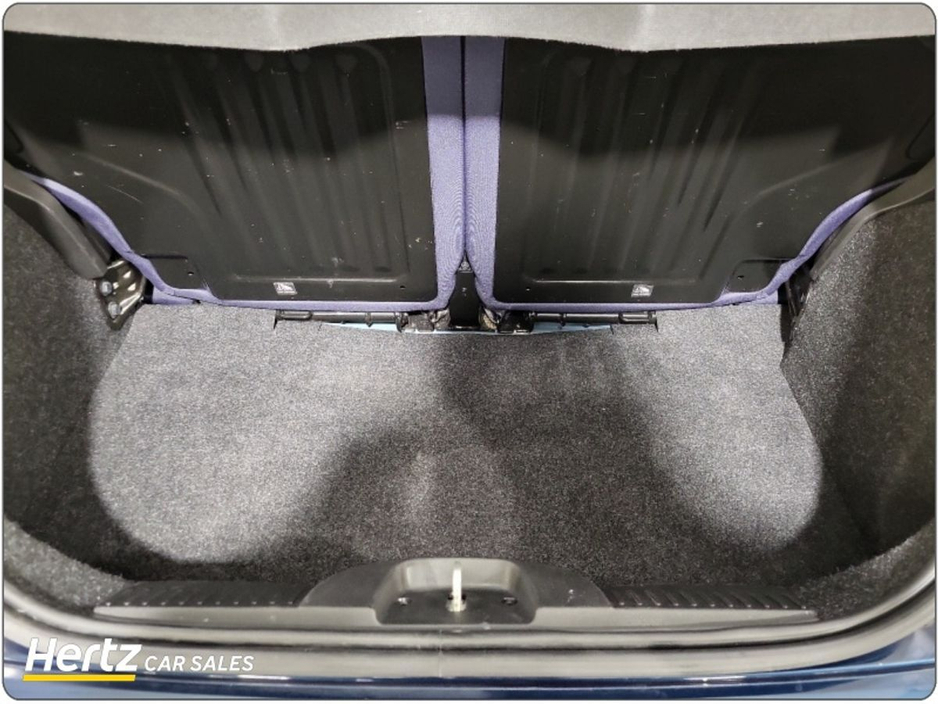 2023 Fiat 500 - image 18