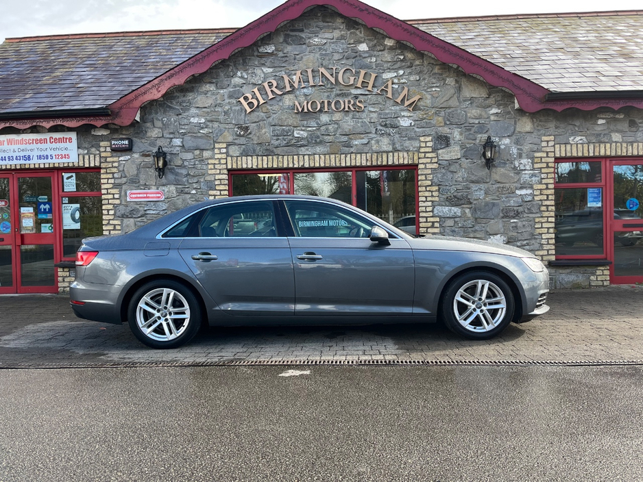 2017 Audi A4 - image 8