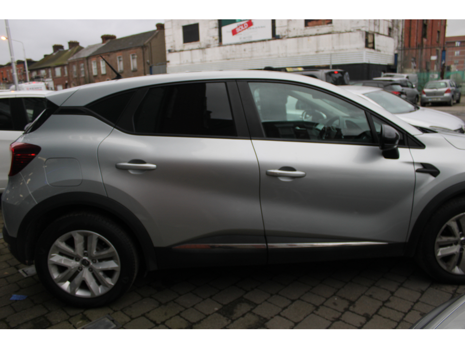 2021 Renault Captur VAN 2 SEAT PLAY 1.5 DCI COMMERCIAL 5DR €10,950