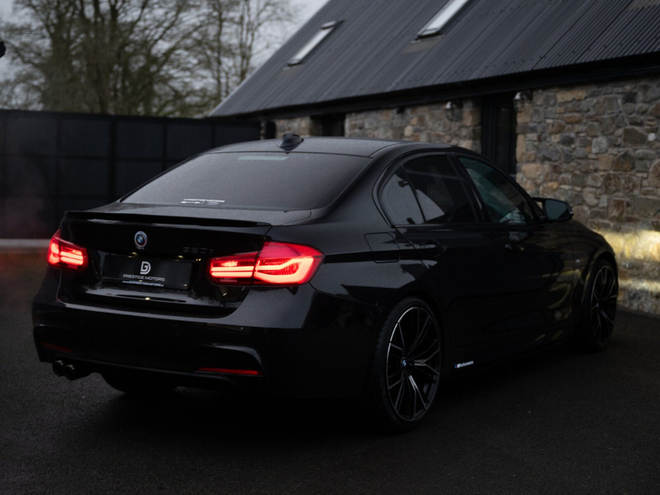 2018 BMW 3 Series 320d M Sport €25,995