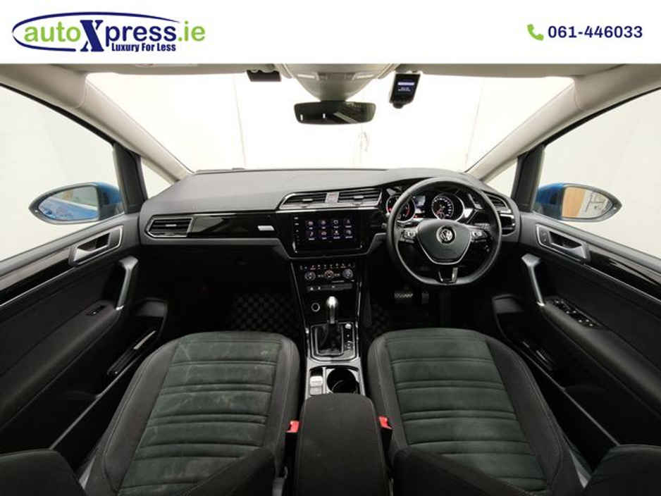 2019 Volkswagen Touran - image 4