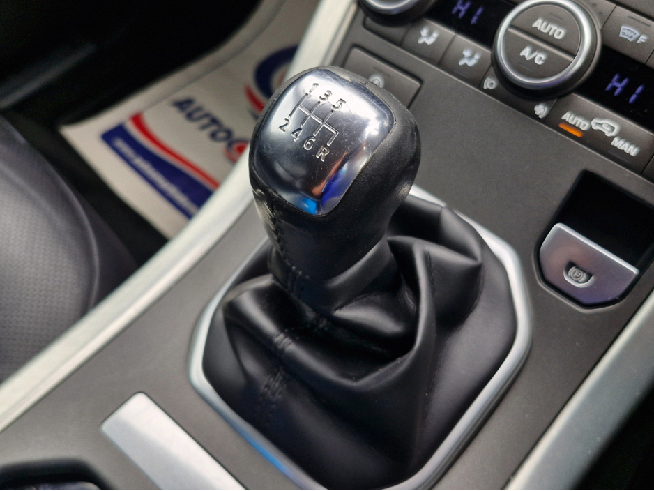 2017 Land Rover Range Rover Evoque - image 19