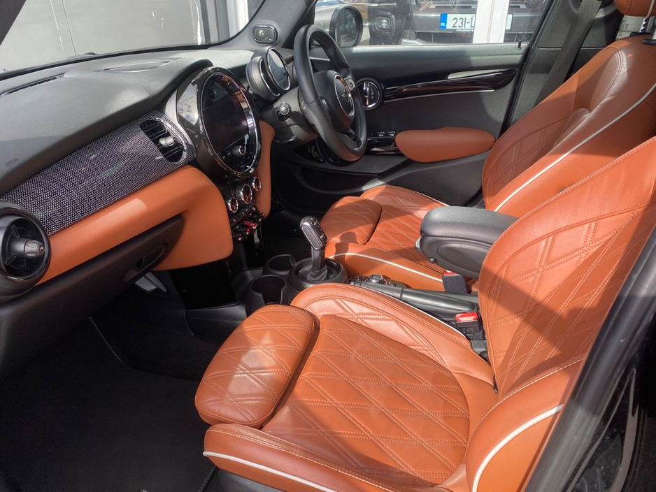 2023 MINI Cooper - image 14