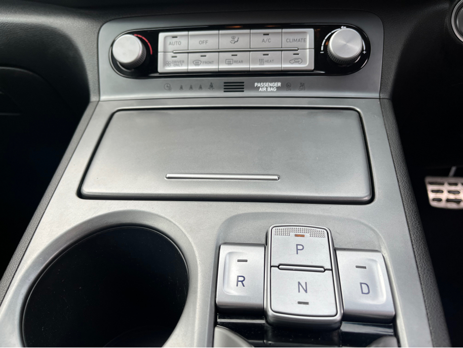 2020 Hyundai Kona - image 13