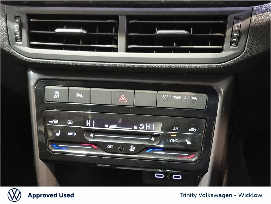 2023 Volkswagen T-Cross * R-Line 1.0 TSI 110HP * STUNNING CAR * HUGE SPEC * TRINITY VOLKSWAGEN * €26,950