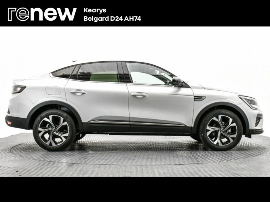 2025 Renault Arkana - image 13