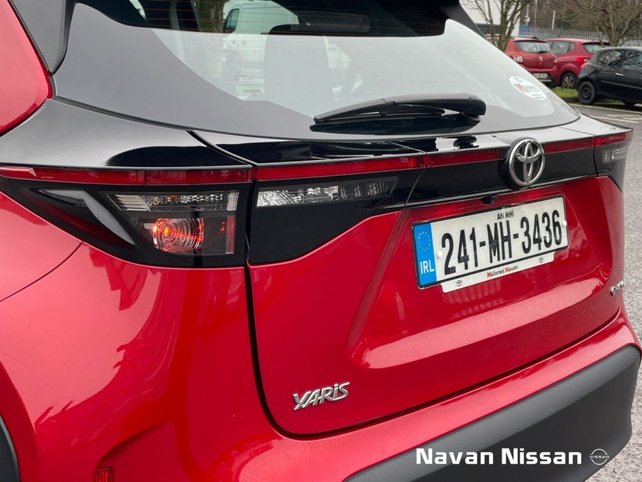 2024 Toyota Yaris Cross 1.5 Hybrid Luna