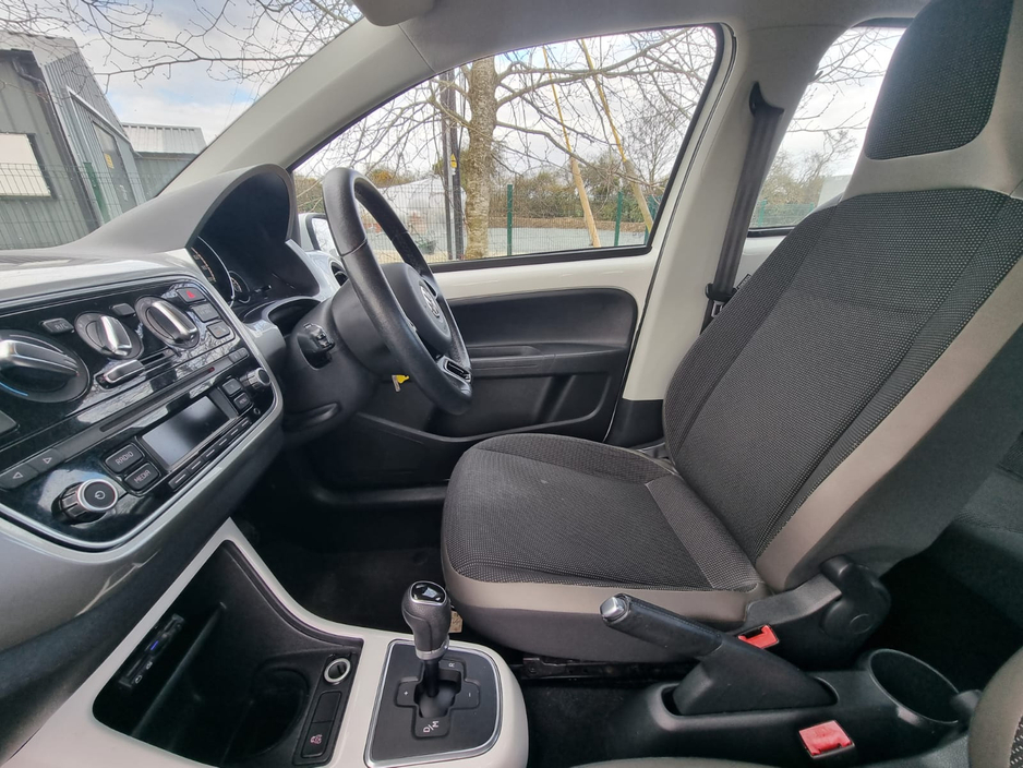 2013 Volkswagen up! - image 21