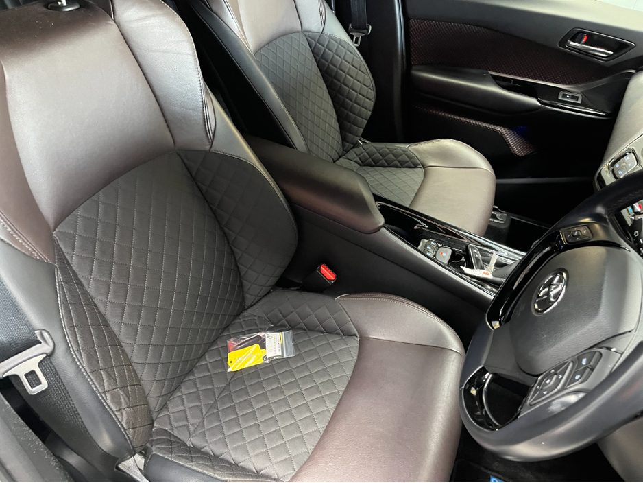 2019 Toyota C-HR - image 10