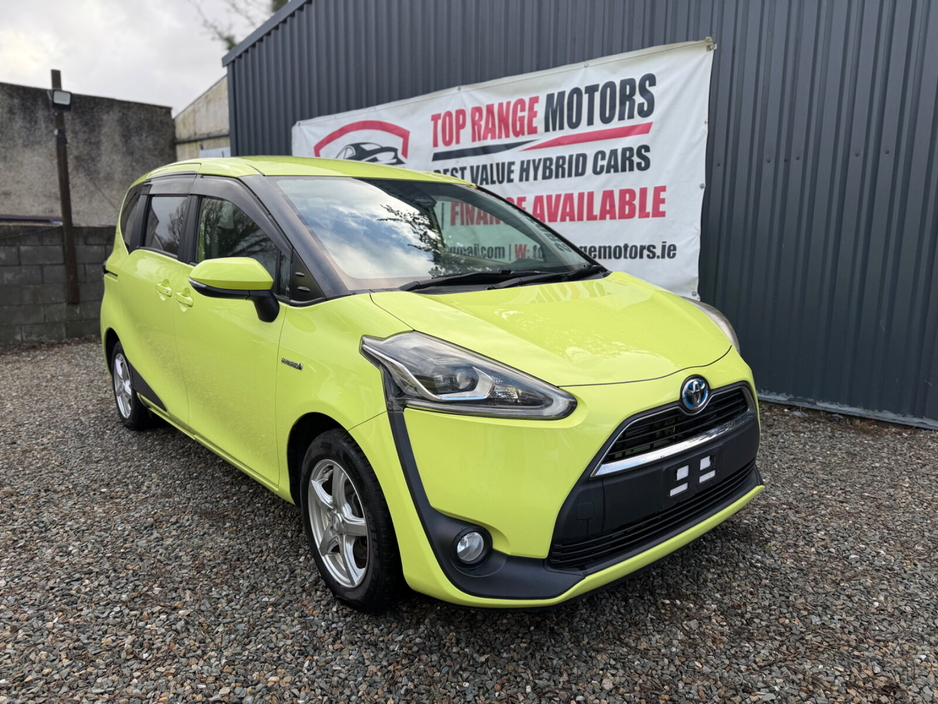 2016 Toyota Sienta  €12,500