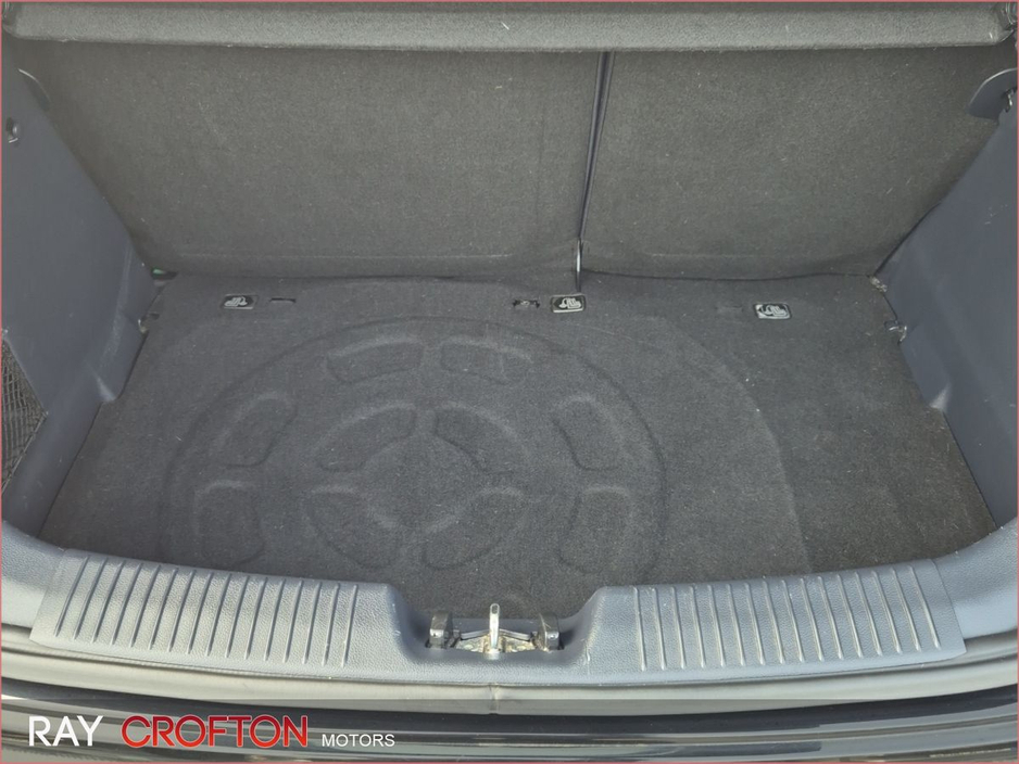 2013 Kia Rio - image 18