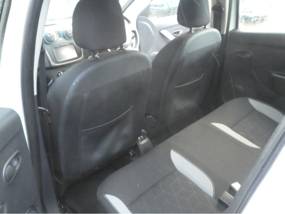 2015 Dacia Sandero STEPWAY SIGNATURE 1.5 DCI 90 4 €6,450