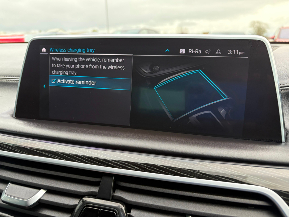 2020 BMW 7 Series - image 43