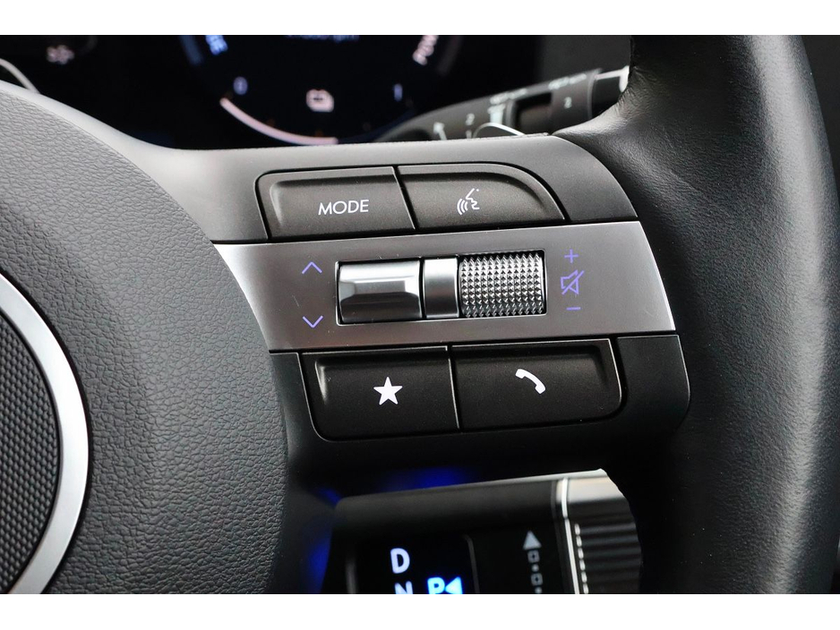 2023 Hyundai Kona - image 11