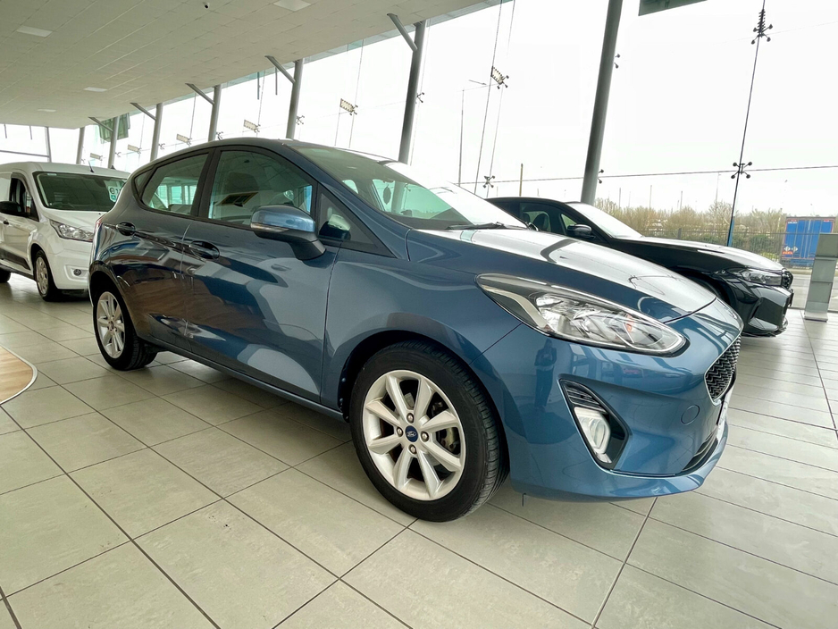 2019 Ford Fiesta - image 6