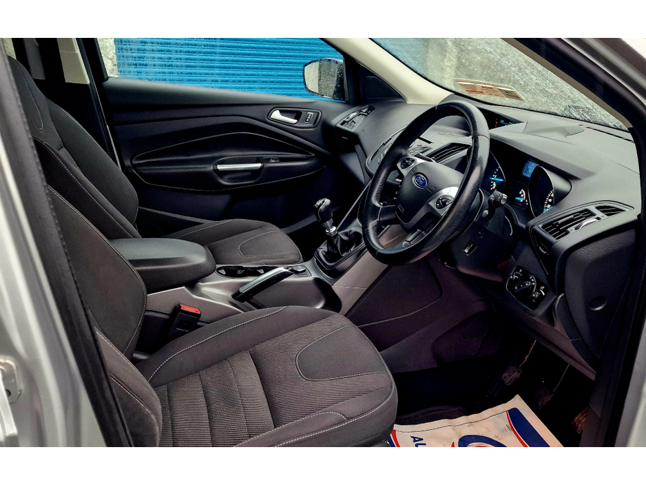 2015 Ford Kuga ZETEC 2.0 TD120 S6 M6 FWD €8,950