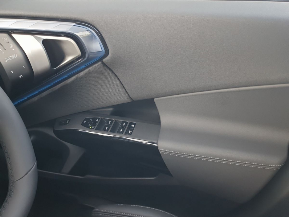 2026 BMW X3 - image 23