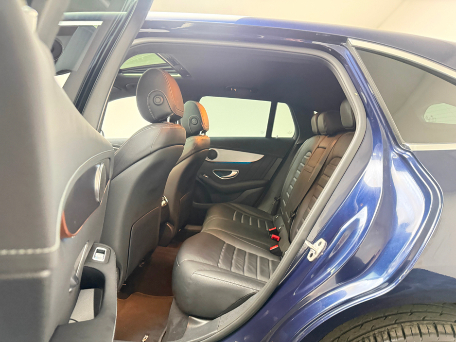 2023 Mercedes-Benz EQC - image 16