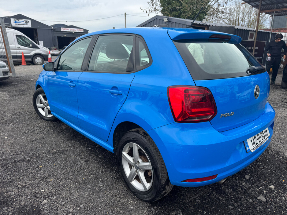 2014 Volkswagen Polo - image 3