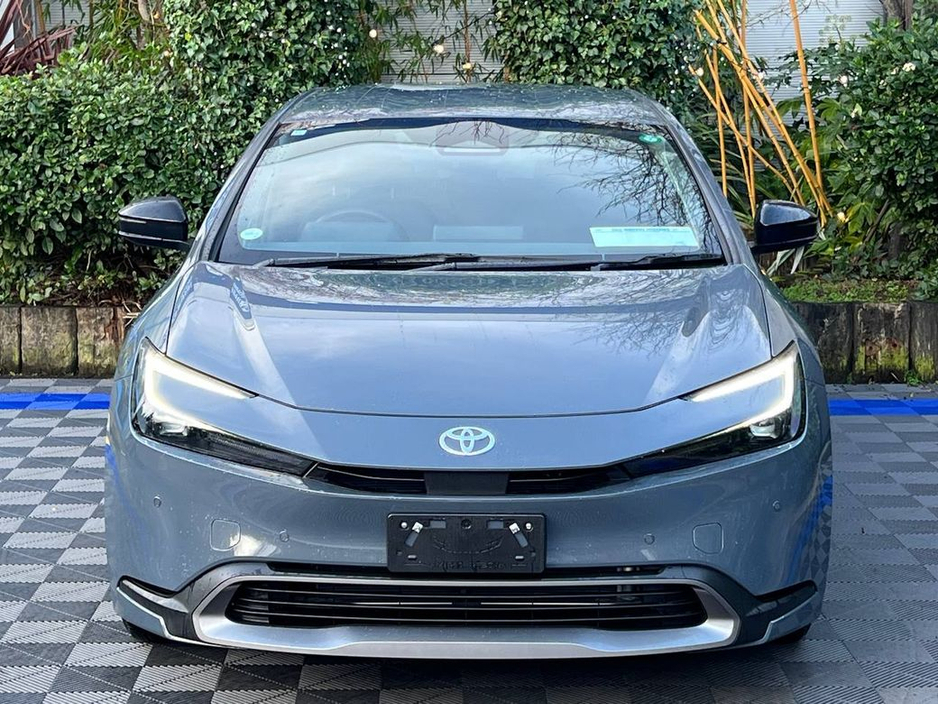 2024 Toyota Prius 1.8 HYBRID // LIKE NEW 3, 000 KM // DIGITAL CLUSTER // ADAPTIVE CRUISE CONTROL €29,950
