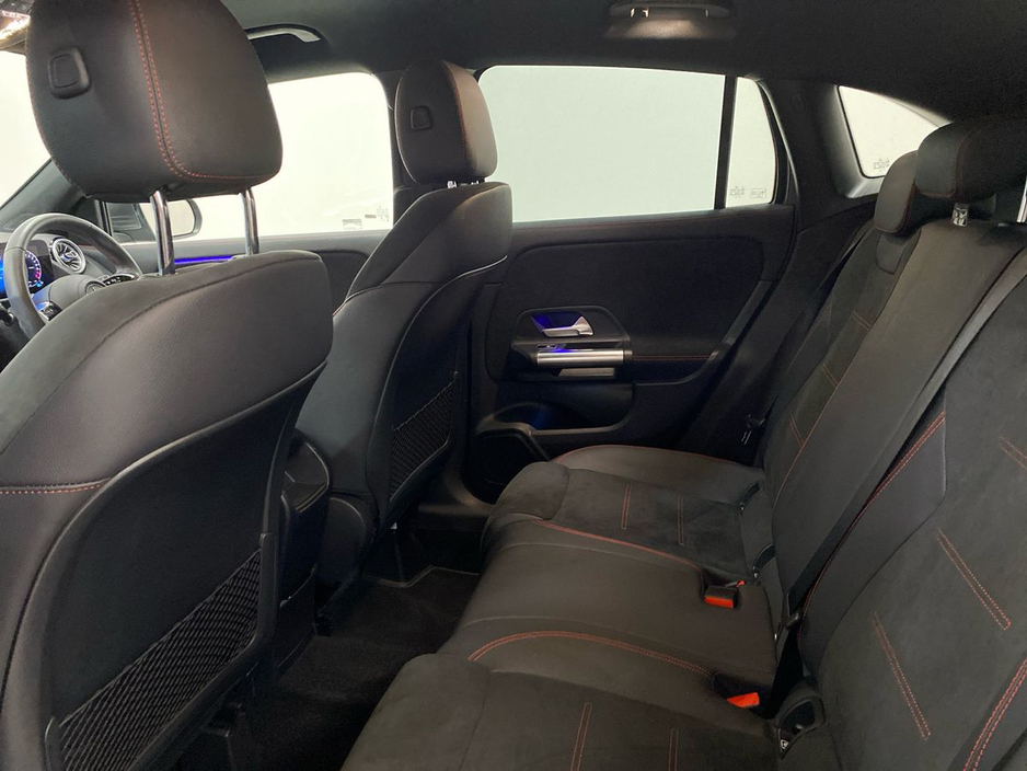 2024 Mercedes-Benz GLA Class - image 4