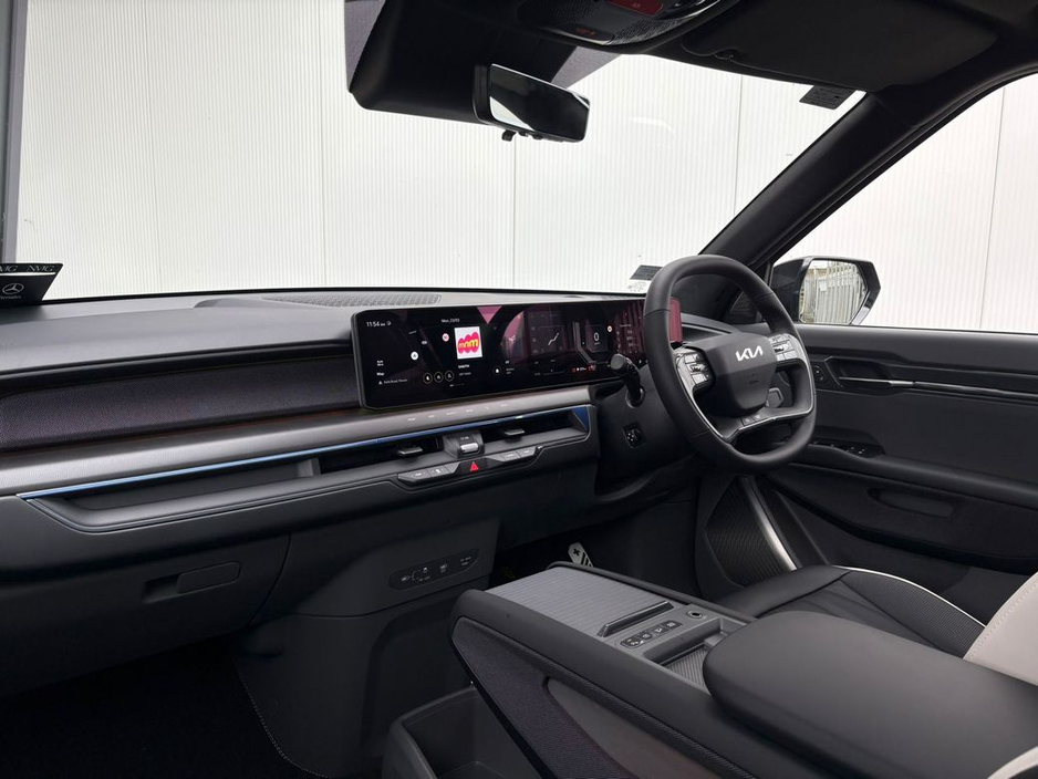 2026 Kia EV9 - image 9
