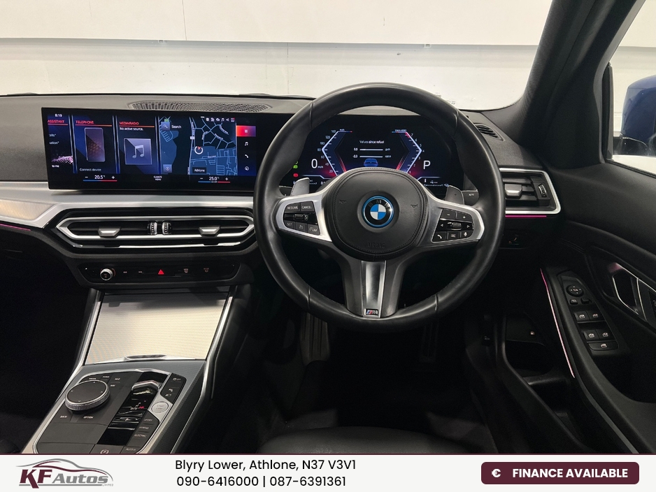 2023 BMW 3 Series - image 22