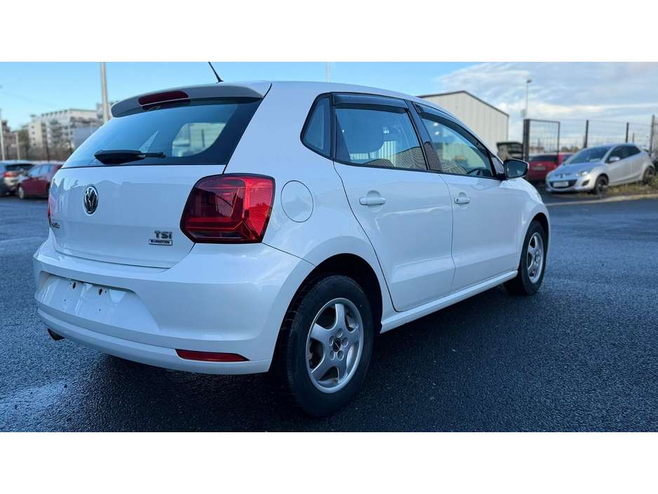 2014 Volkswagen Polo  €10,000