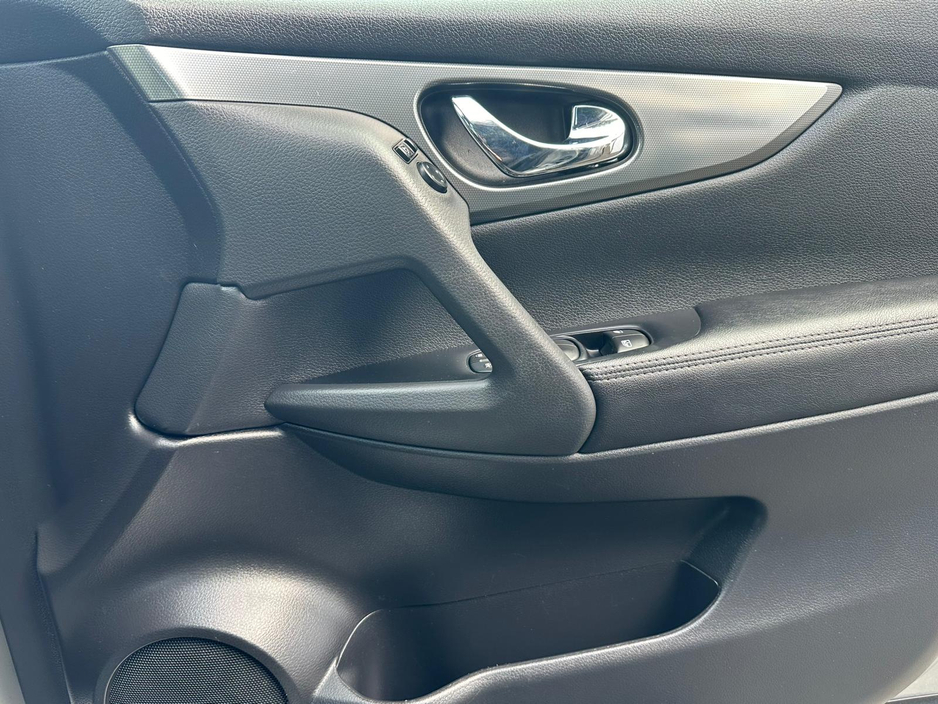 2019 Nissan Qashqai - image 30