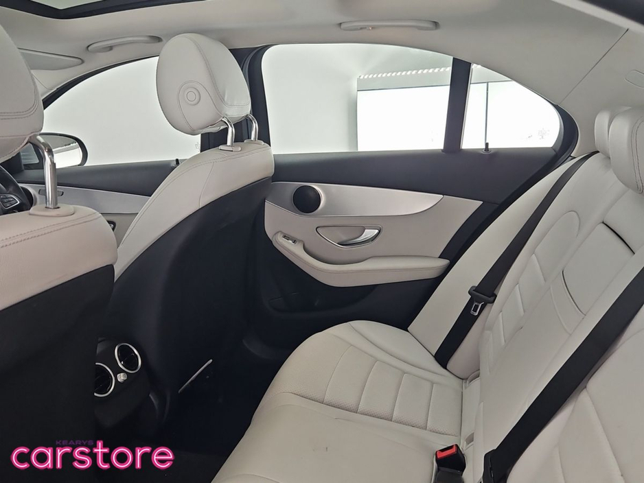 2019 Mercedes-Benz C Class - image 13