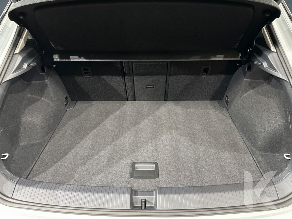 2023 Volkswagen T-Roc - image 21