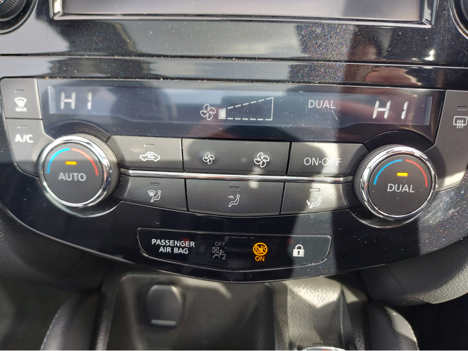 2017 Nissan Qashqai - image 17