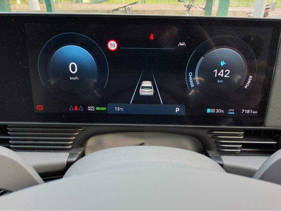 2025 Hyundai Ioniq 5 - image 13