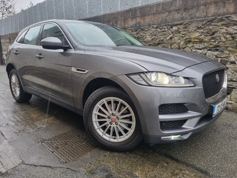 2017 Jaguar F-Pace RWD 2.0 D 163PS Prestige €10,999