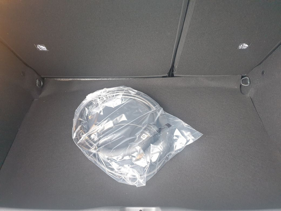 2026 Citroen e-C3 - image 9