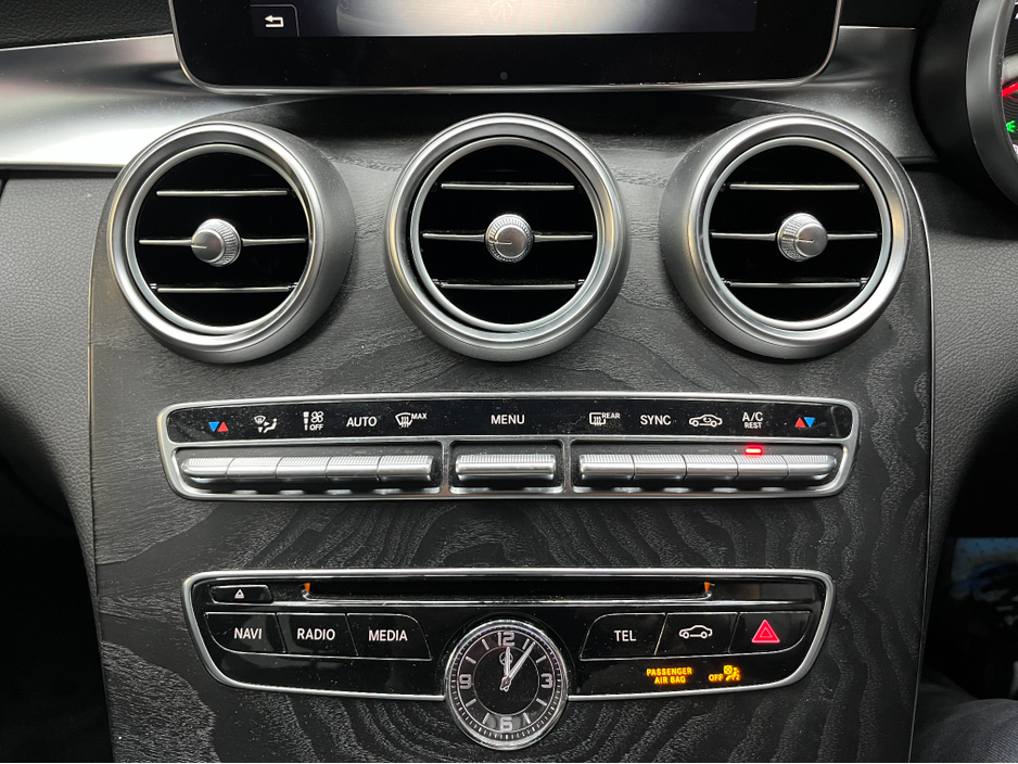 2016 Mercedes-Benz C Class - image 22