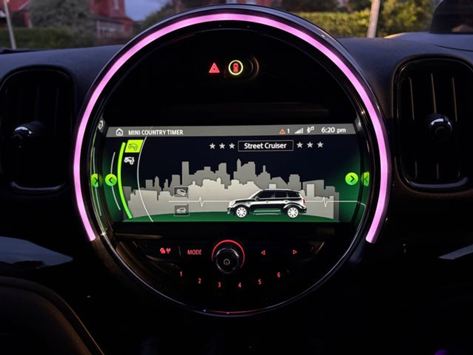 2017 MINI Hatch - image 26