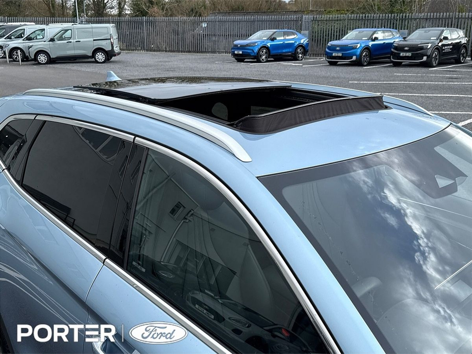 2025 BYD Seal U - image 28