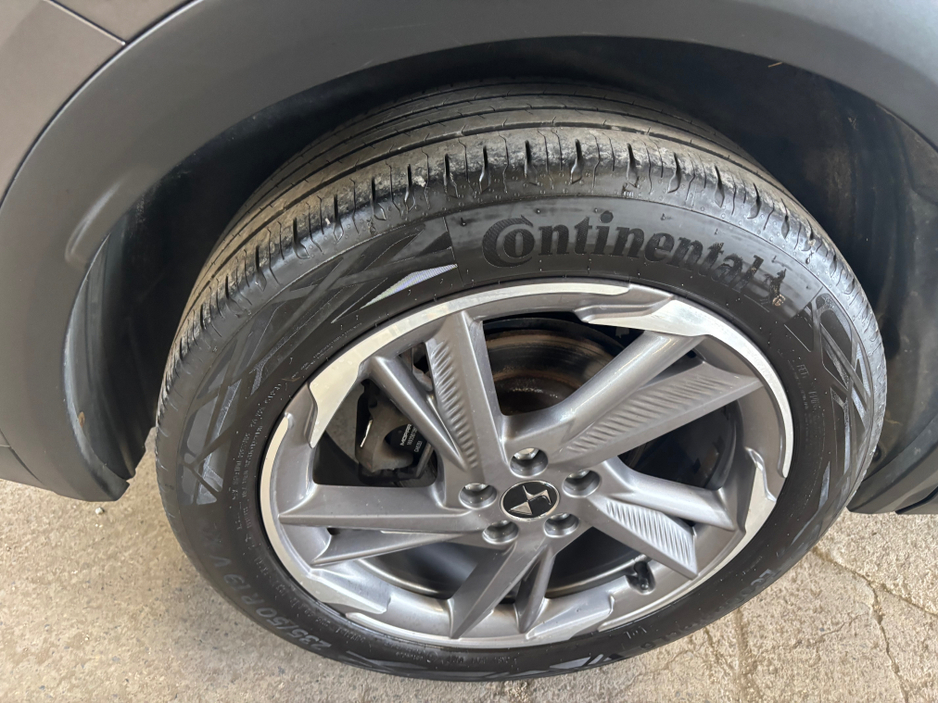 2023 DS Automobiles DS 7 Crossback - image 8